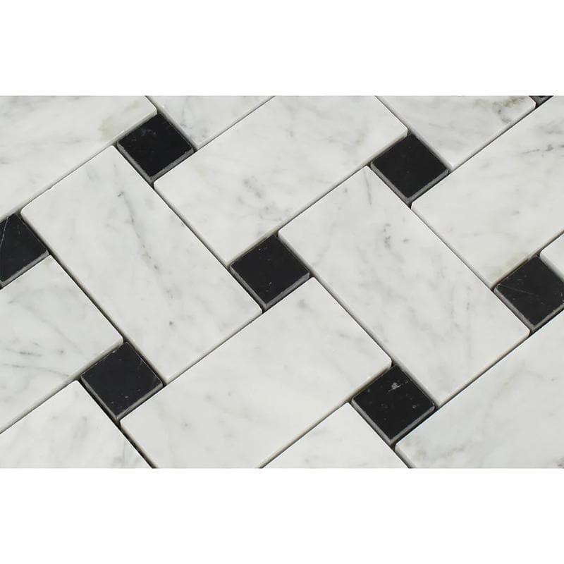 Basketweave mosaic tile pattern in natural stone for bathroom and backsplash design
