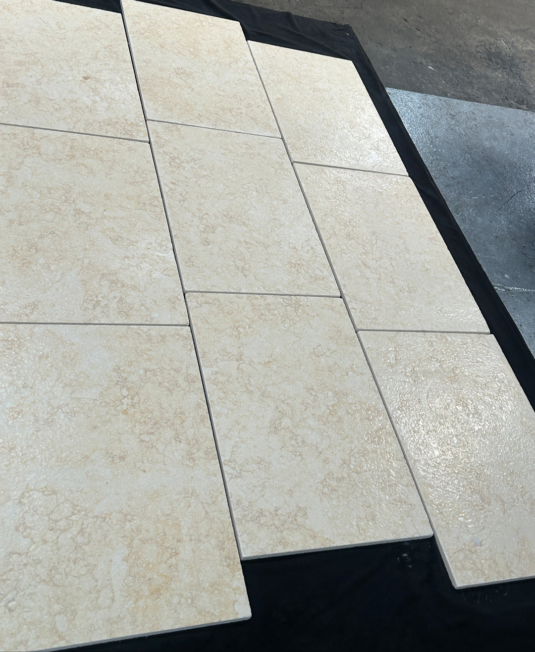 Jerusalem Gold Limestone 16x24 Brushed Tile - TILE & MOSAIC DEPOT