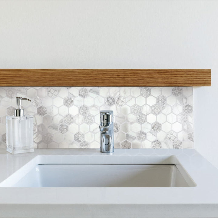 Carrara 1.5″ Hexagon